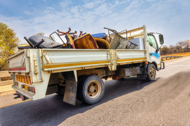 Best Attic Cleanout Services  in Moweaqua, IL